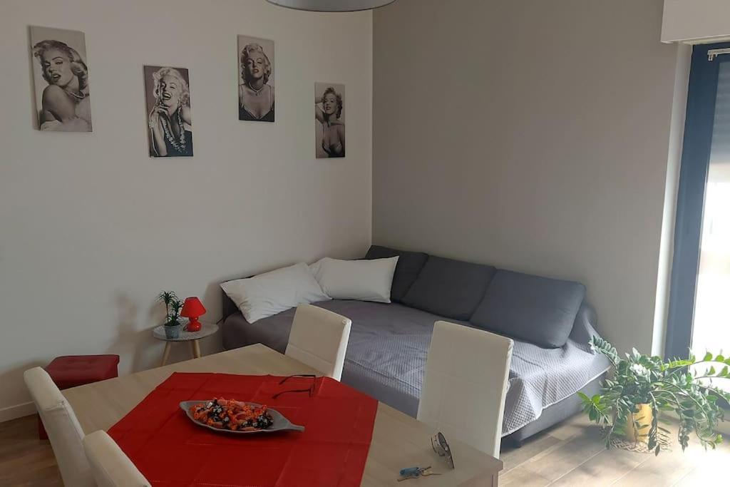 Residenza Dg Apartamento Segrate Exterior foto